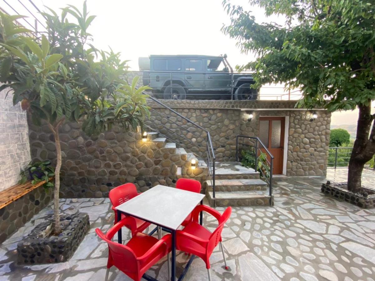 Bixhaku Guesthouse Gjirokaster Exterior photo
